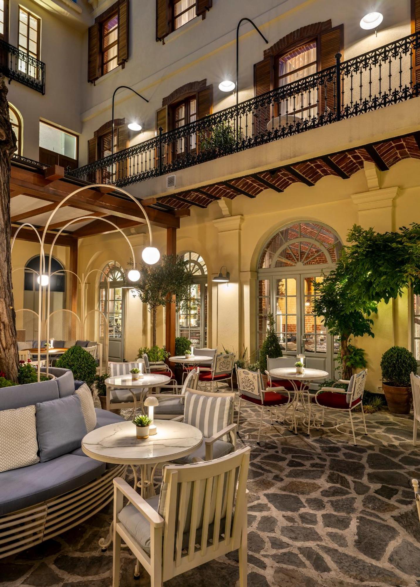 Ecole St. Pierre Hotel Istanbul Eksteriør billede